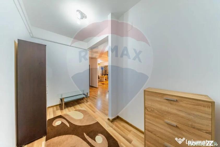 Apartament cu 3 camere decomandat în UTA