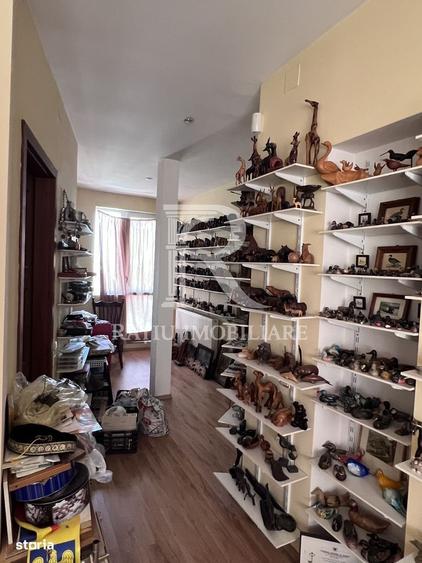 Casă cu 4 camere în Sântandrei