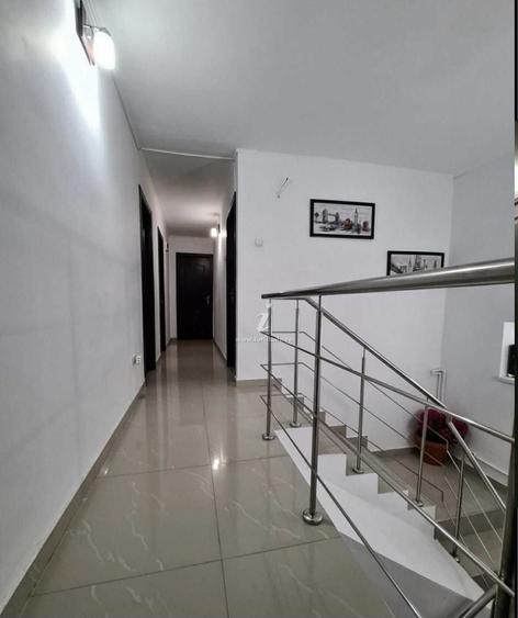 Casă cu 4 camere în Nord