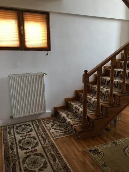 Casă individuală cu 5 camere cu Canalizare în Găgeni