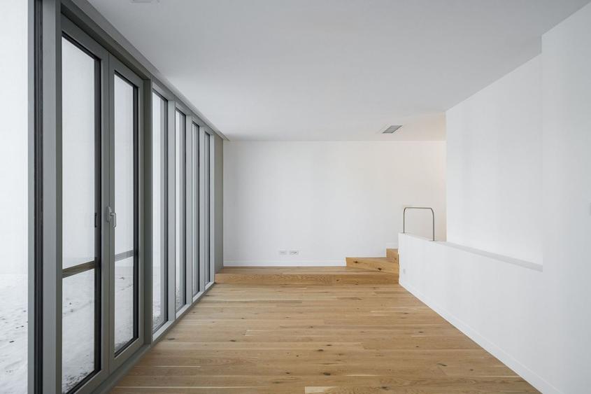 Duplex cu 4 camere cu Canalizare în Tunari