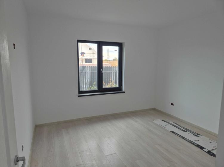 Casă cu 3 camere în Central