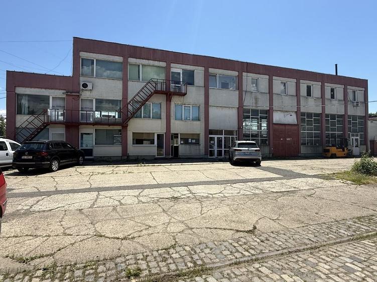 Inchiriem cladire comerciala 630 mp zona port - 8