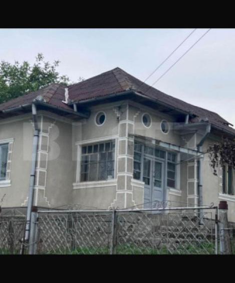 Casă cu 2 camere cu Teren 3400 Mp în Recea-Cristur