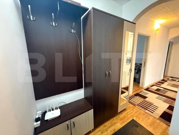 Apartament cu 3 camere decomandat, mobilat în Unirii