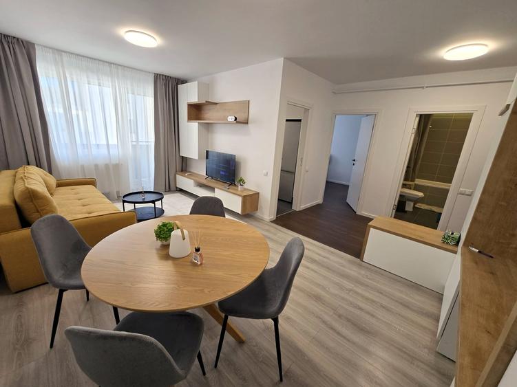 Apartament cu 2 camere semidecomandat în Dâmbul Rotund
