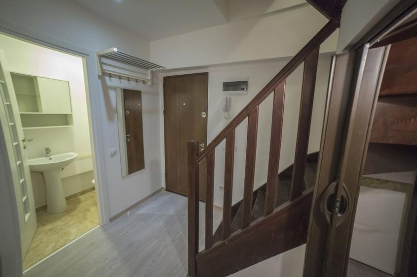 Apartament cu 2 camere decomandat în Vitan