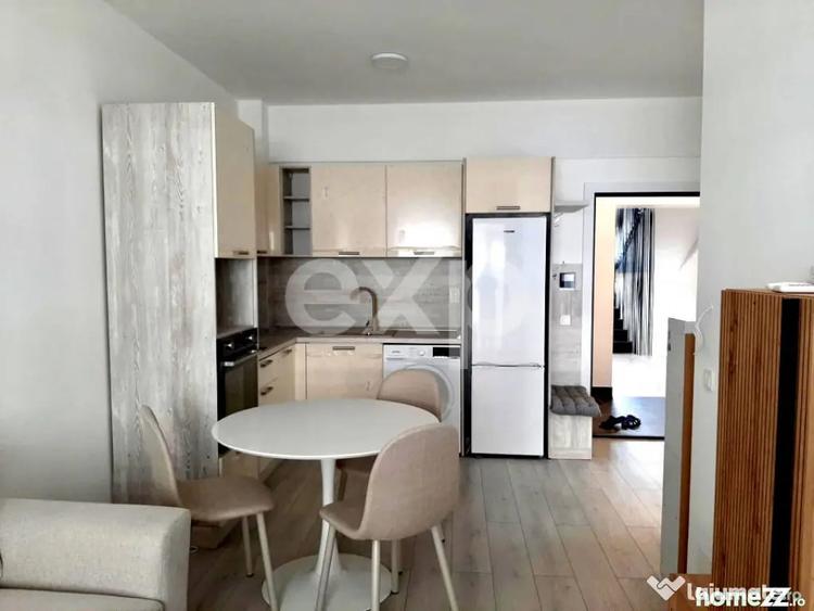 Apartament cu 2 camere decomandat, mobilat în Central
