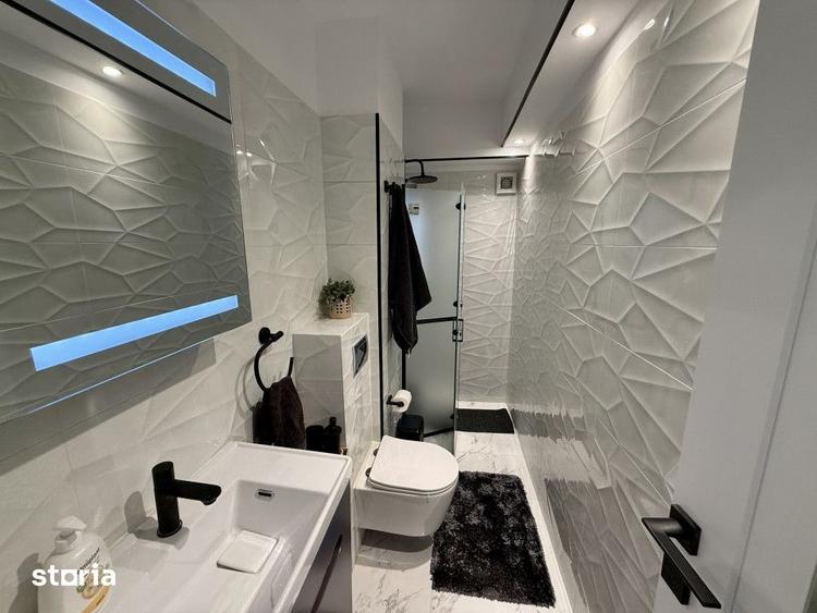 Apartament cu 2 camere semidecomandat, mobilat în Victoriei
