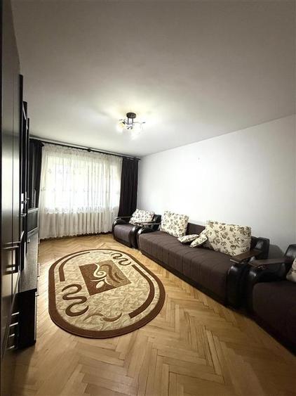 Apartament cu 2 camere decomandat în Cug