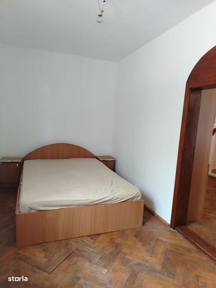 cv 124 Zona Vivo-Enescu, apartament 3 camere , etaj I - 6