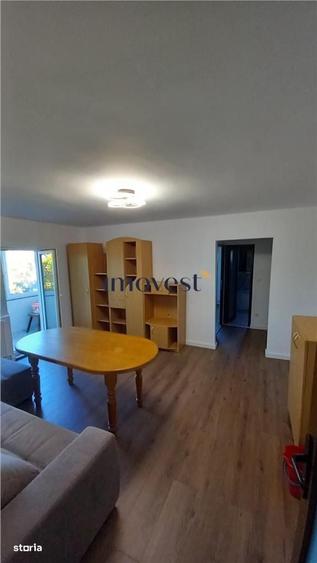 Apartament cu 3 camere în Micro 16