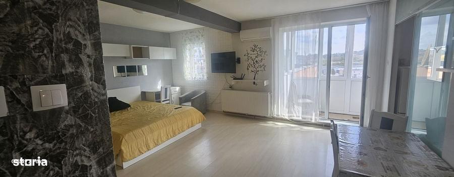 Apartament cu 3 camere în Baciu