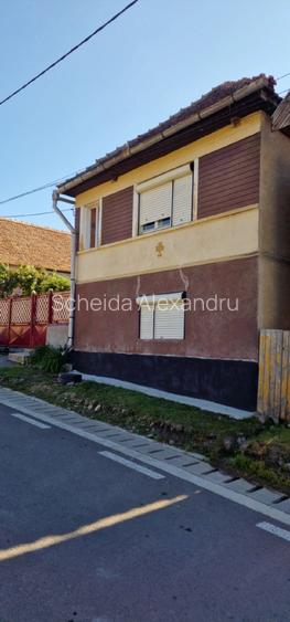 Casă cu 3 camere cu Teren 700 Mp în Mihai Viteazu