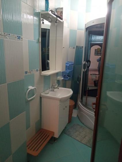 Casă individuală cu 6 camere cu Canalizare în Nădlac