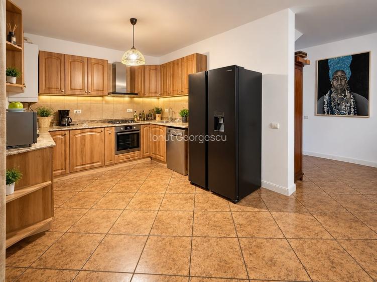 Pipera : Vila duplex, zona linistita !