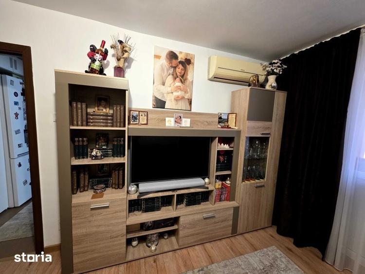 Apartament cu 2 camere decomandat în Tei