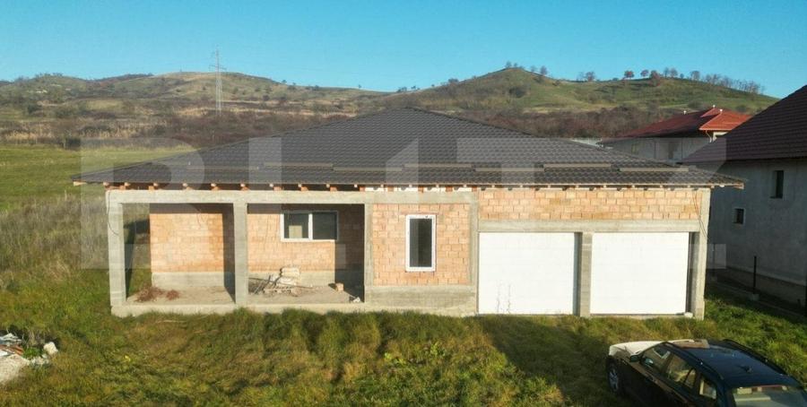 Casă individuală cu 4 camere cu Canalizare în Ideciu de Jos