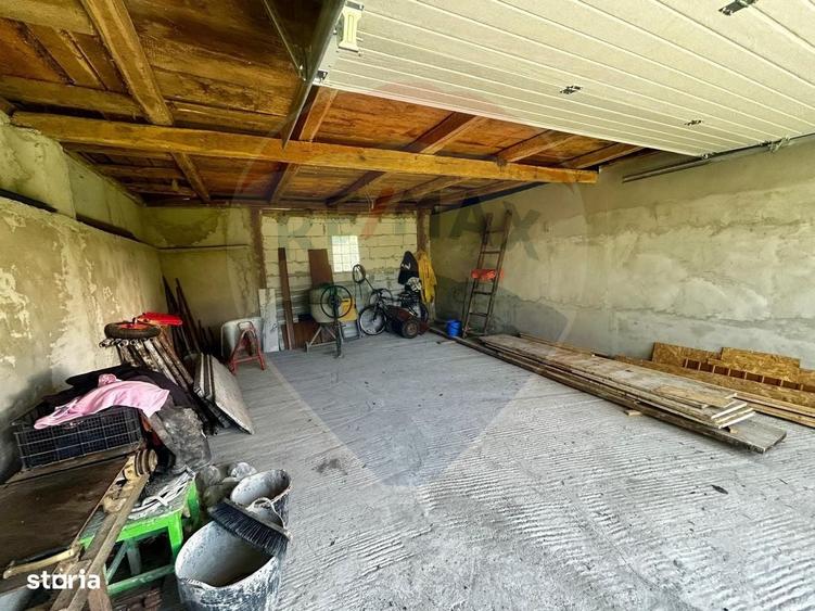 Casă cu 3 camere în Pomi