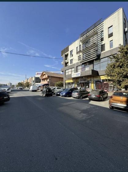 Spațiu comercial, de 200 mp, în Central