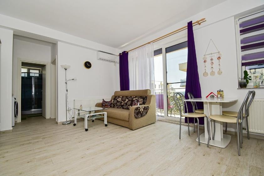 Apartament cu 2 camere semidecomandat, mobilat în Nord