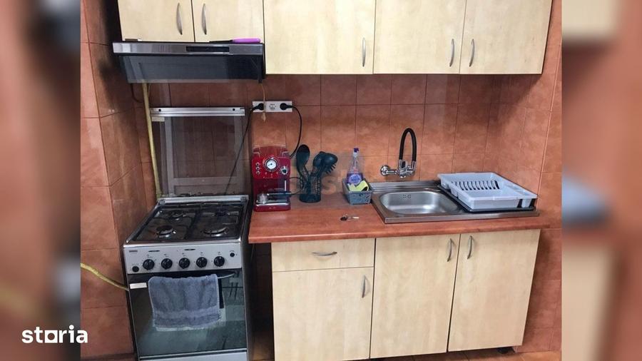 Apartament cu 3 camere decomandat în Mărăști