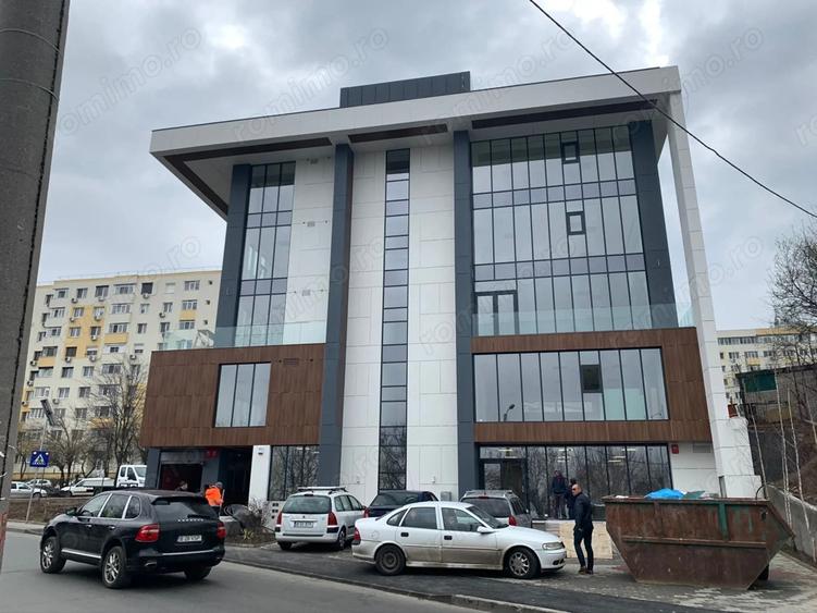 Spațiu comercial, de 1,068 mp, în Pantelimon