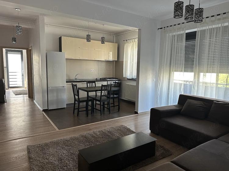 Apartament cu 2 camere semidecomandat în Dumbrăvița