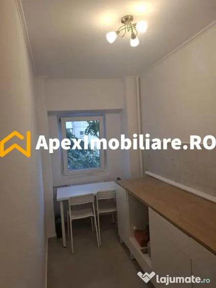 Garsonieră decomandată în Vitan