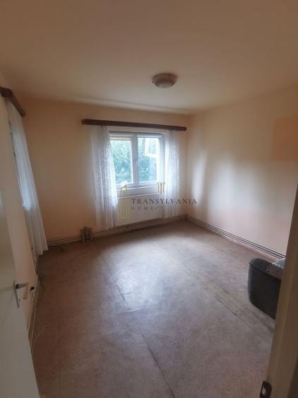 Apartament cu 2 camere decomandat în Vasile Aaron