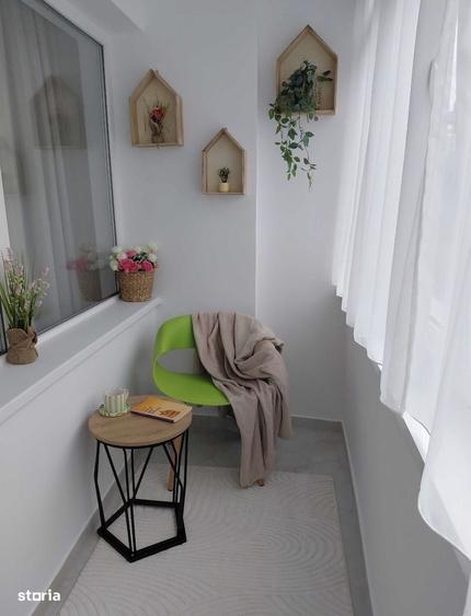 Apartament cu 3 camere de vanzare in zona Micro 16 - 8