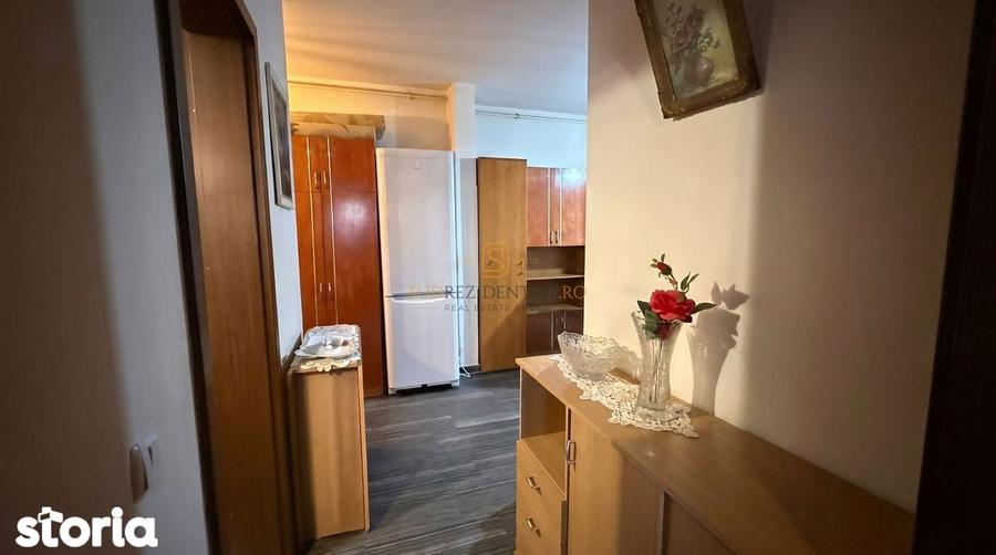 Apartament cu 3 camere, mobilat în Rahova