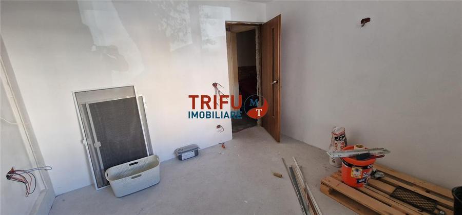 Apartament cu 2 camere decomandat, mobilat în Cetate