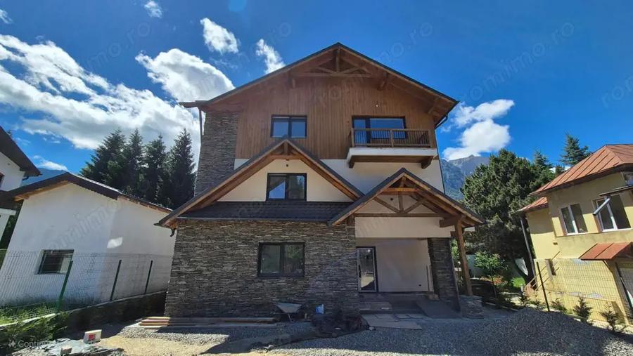 Apartament cu 2 camere decomandat în Zamora