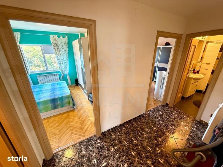 Apartament cu 3 camere decomandat în 1 Mai