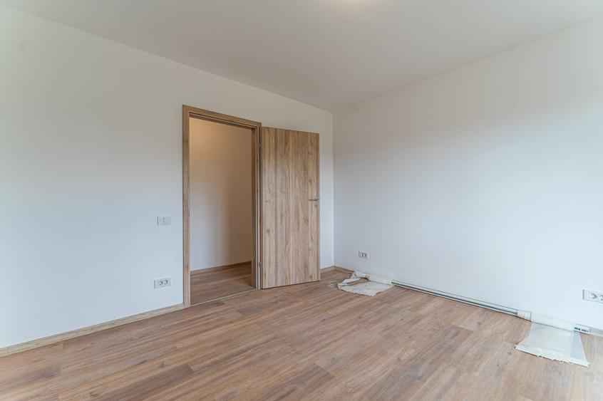 Apartament cu 3 camere decomandat în Măgurele