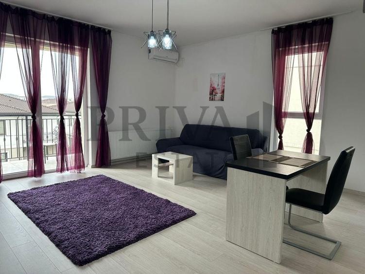 Apartament cu 2 camere semidecomandat, mobilat în Giroc