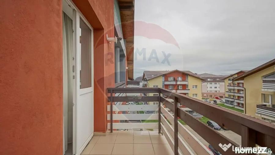 Apartament cu 2 camere semidecomandat în Sânpetru