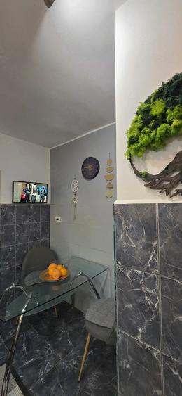 Apartament cu 3 camere decomandat, mobilat în Energiei