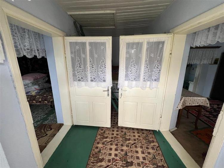 Casă cu 3 camere cu Teren 2600 Mp în Gorban
