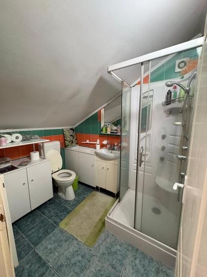 Casă individuală cu 5 camere cu Canalizare în Săcălășeni
