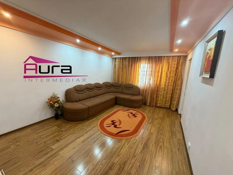 Apartament cu 3 camere decomandat în E3
