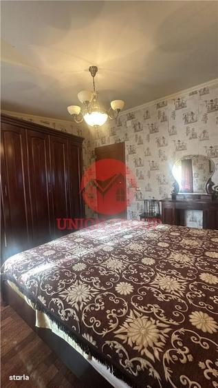 Casă cu 4 camere cu Teren 660 Mp în Lazu