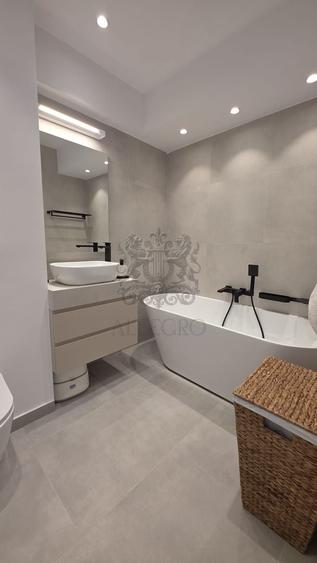 Apartament cu 3 camere decomandat, mobilat în Sisești