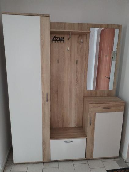 Apartament cu 3 camere semidecomandat în Fortuna