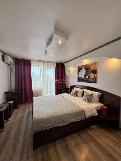 Apartament cu 3 camere decomandat în Horea