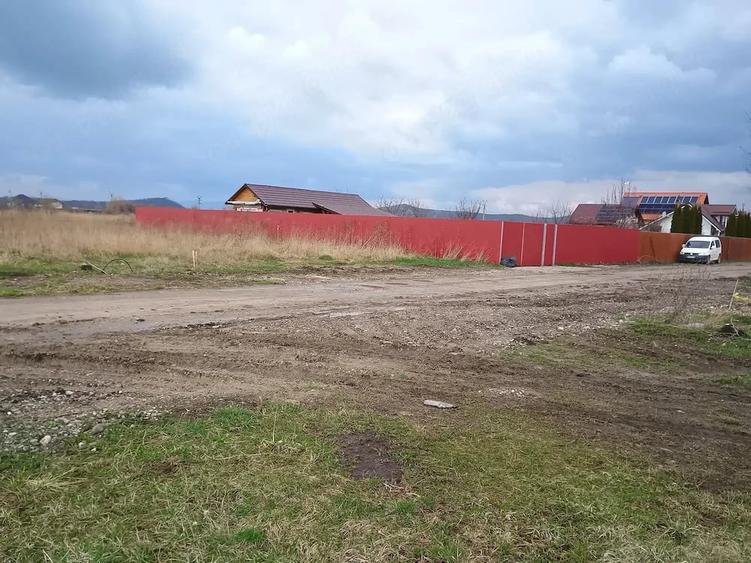 Teren de 1000 mp, în Hărman