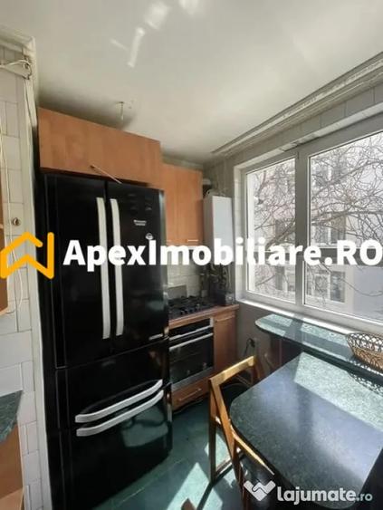 Apartament cu 3 camere decomandat în Militari