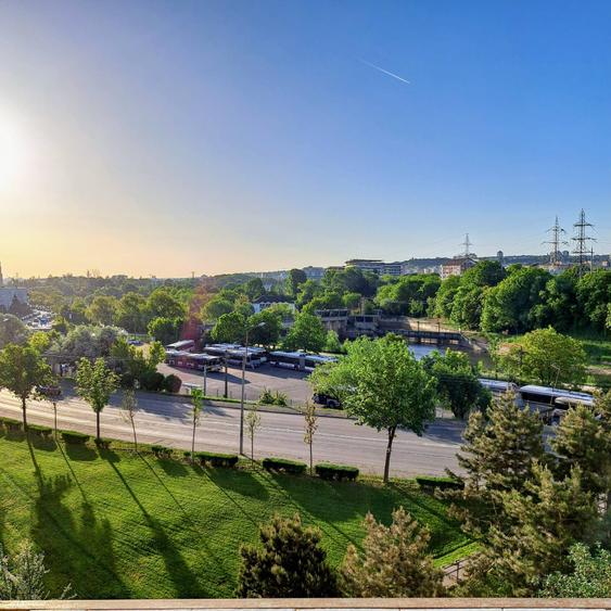 Apartament cu 2 camere decomandat în Grigorescu