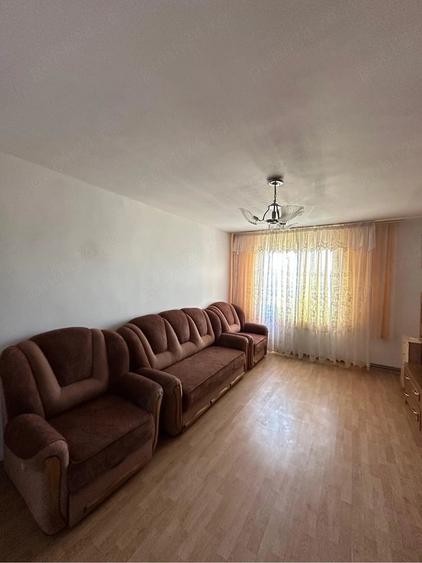 Apartament cu 2 camere decomandat în Independenței